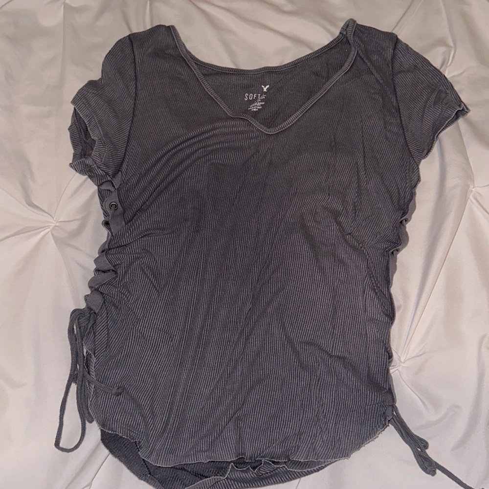 American Eagle grey short sleeve top with tie sides